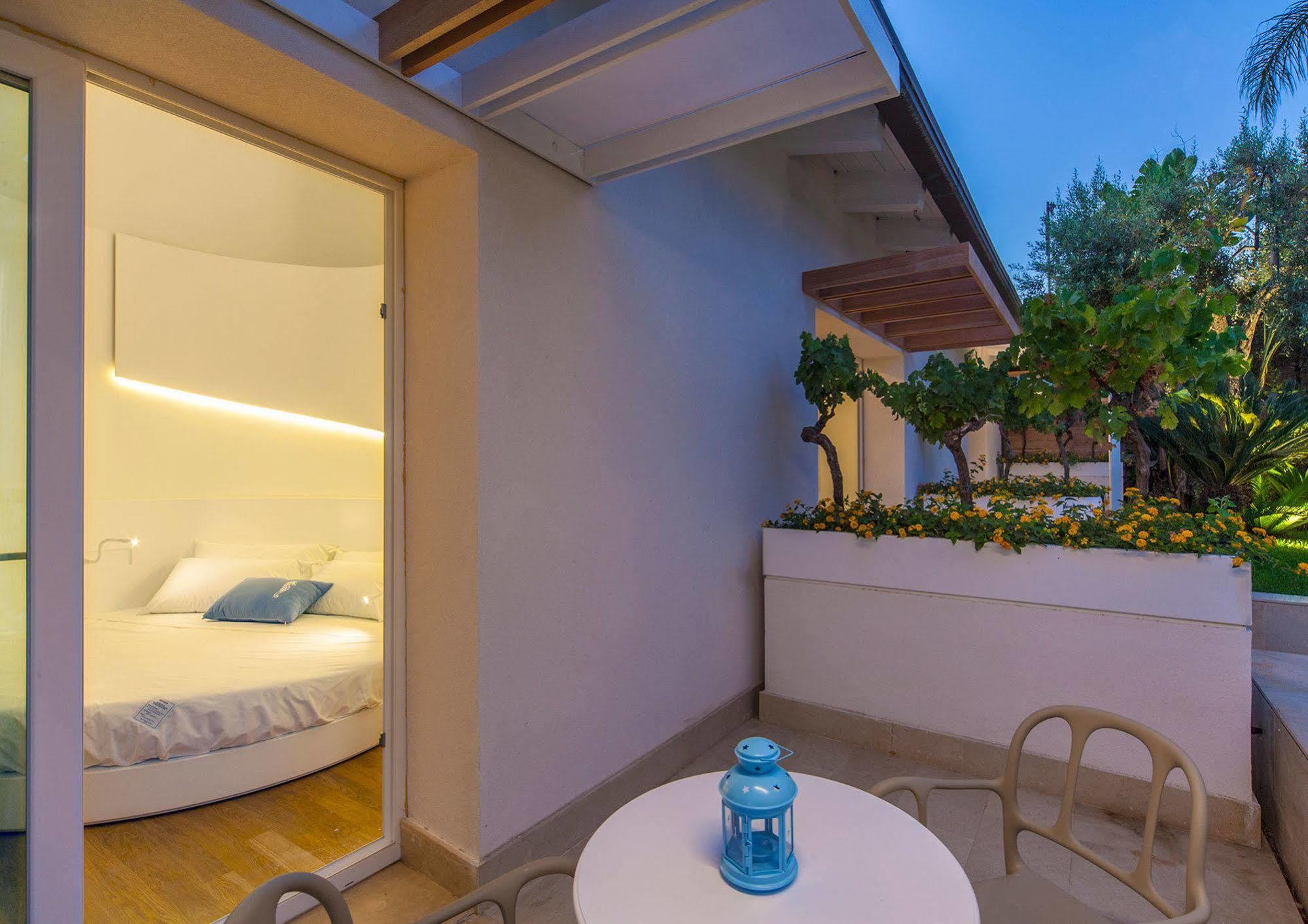 Calapetra Resort Fontane Bianche Exterior foto